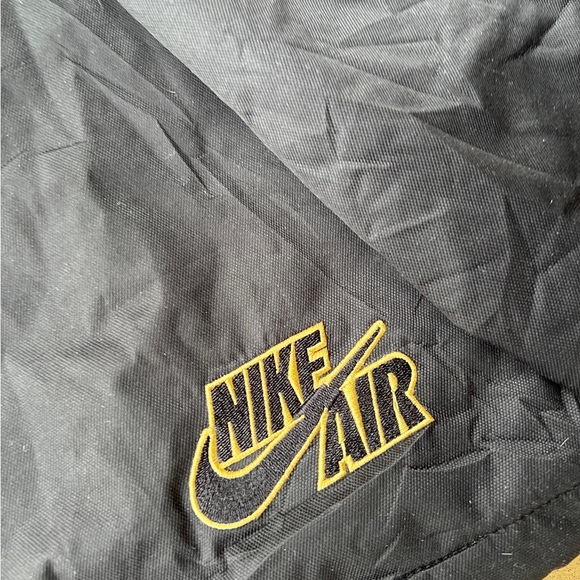 Nike ACG Jacket - Picture 7 of 7